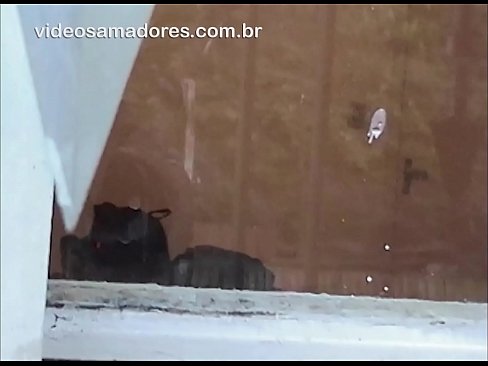 ❤️ Fáránlegur maður að horfa á kærustuna sína með öðrum gaur, taka upp fjandans myndband án þess að trufla parið ☑  Kynlíf á is.libporno.ru ️❤